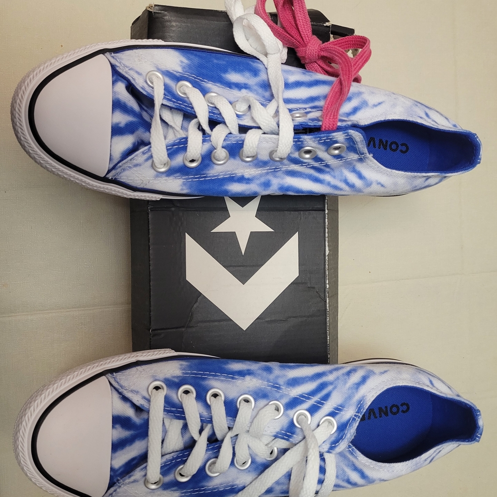 Converse Unisex Blue Tie-Dye Sneakers